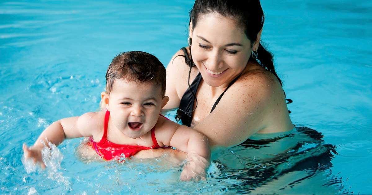 Face in the water: Teaching toddlers swim skills | Kingswim